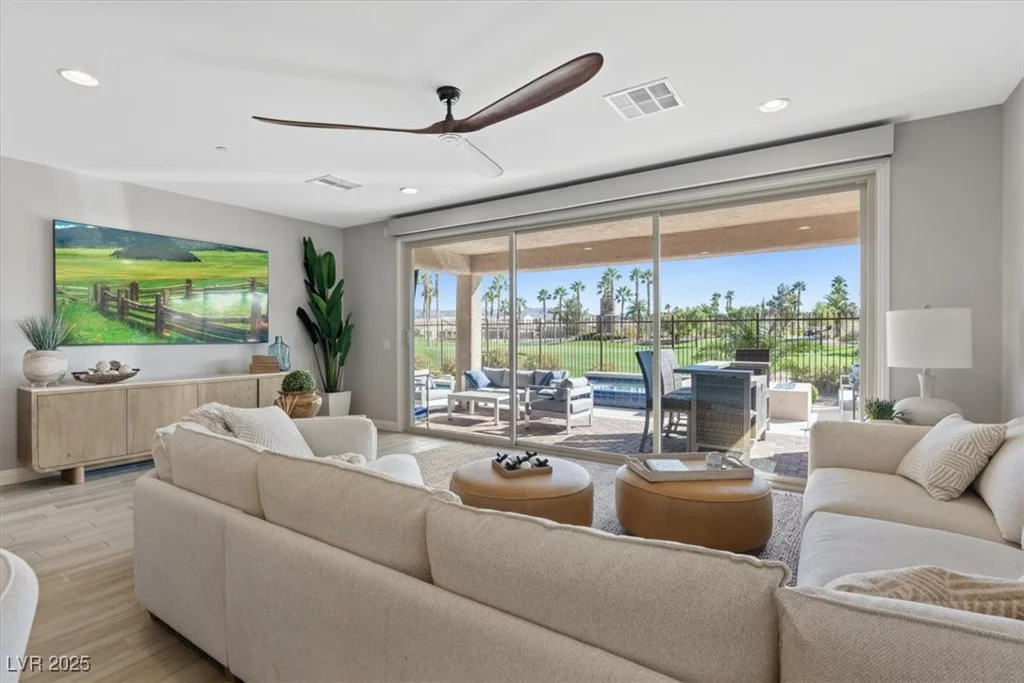 305 Via Del Duomo, Henderson, NV 89011