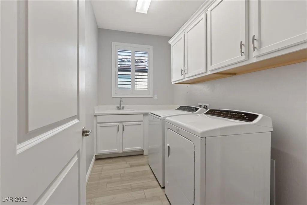 305 Via Del Duomo, Henderson, NV 89011