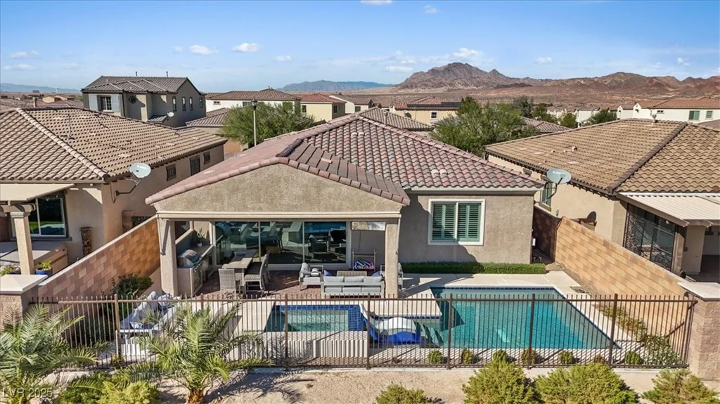 305 Via Del Duomo, Henderson, NV 89011