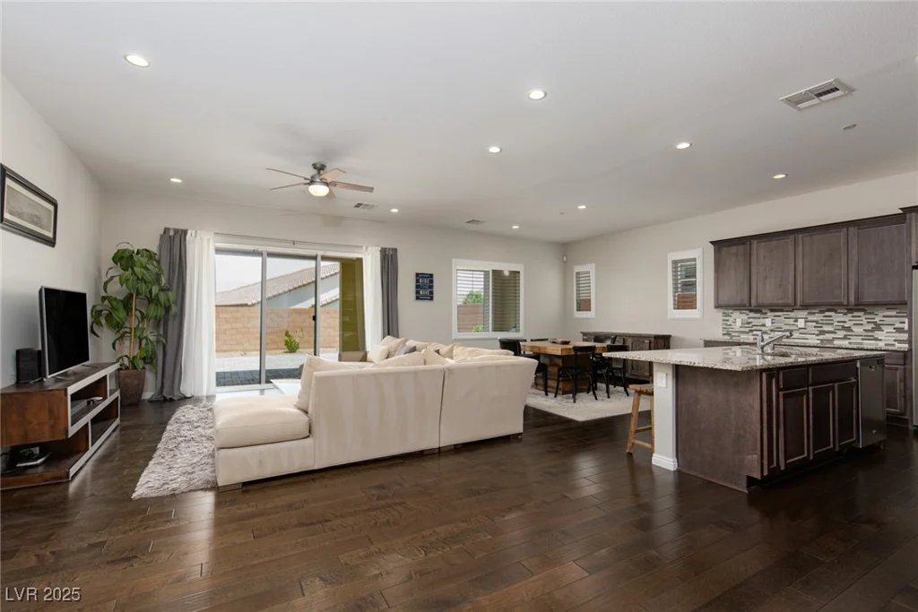 3084 Porte La Paz, Henderson, NV 89044