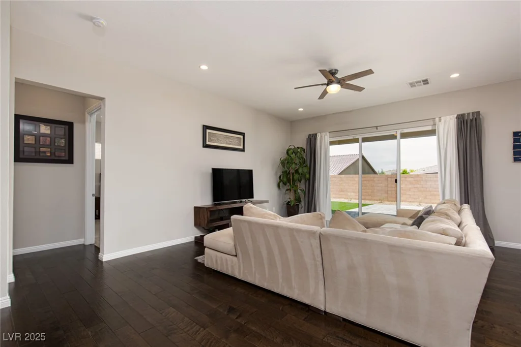 3084 Porte La Paz, Henderson, NV 89044
