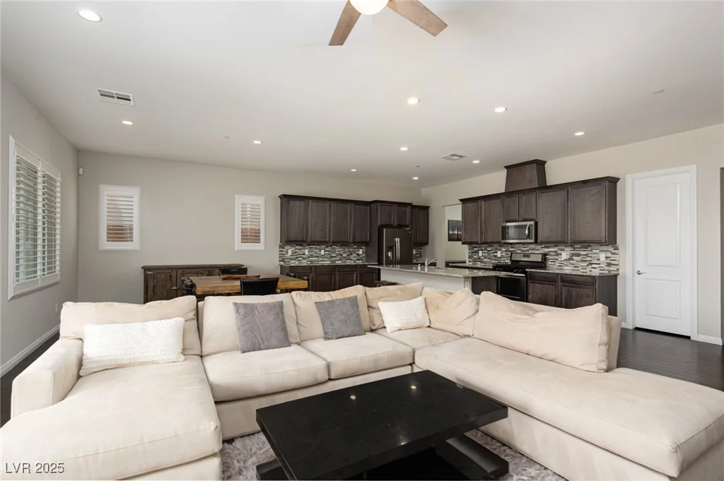 3084 Porte La Paz, Henderson, NV 89044