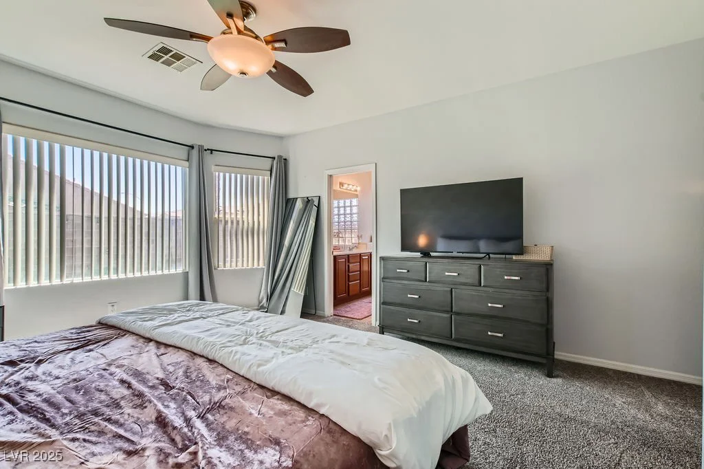 6446 Button Quail, North Las Vegas, NV 89084