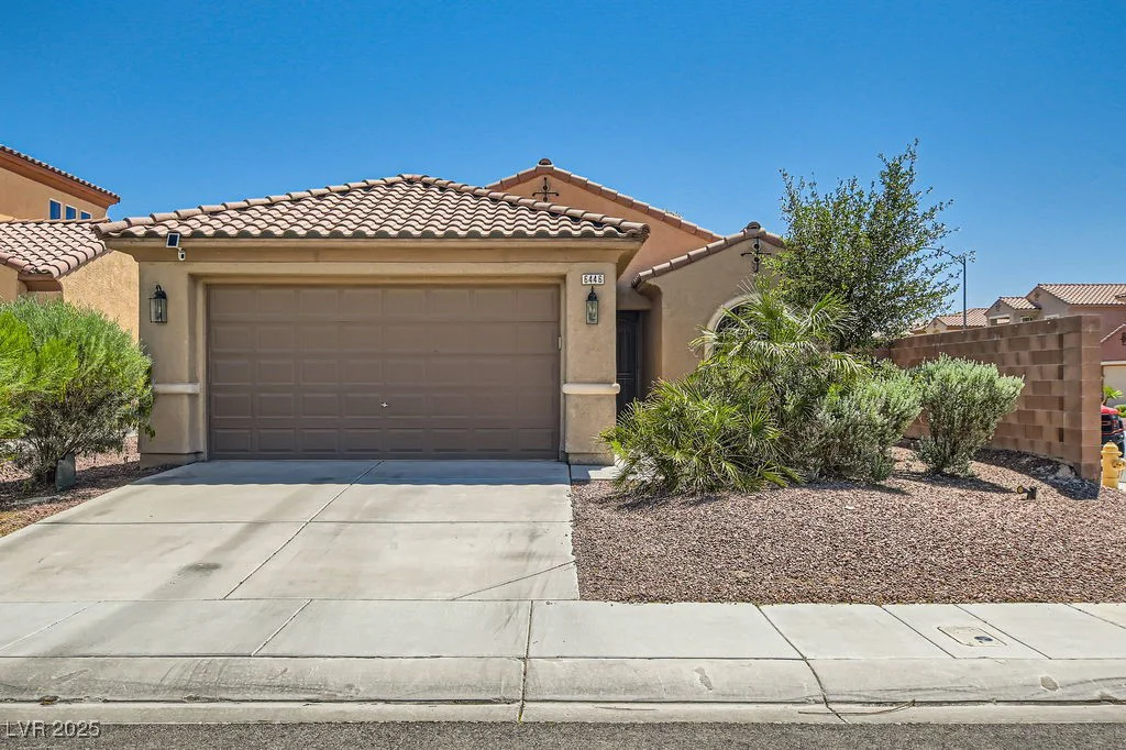 6446 Button Quail, North Las Vegas, NV 89084
