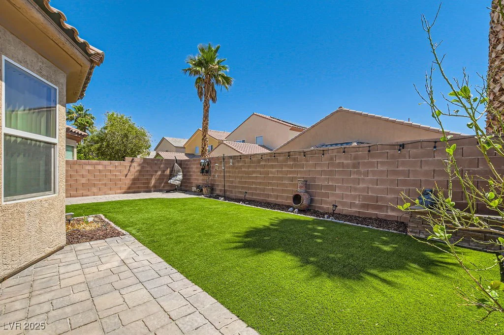 6446 Button Quail, North Las Vegas, NV 89084