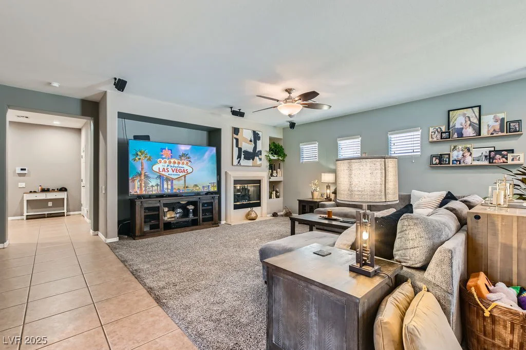 6446 Button Quail, North Las Vegas, NV 89084