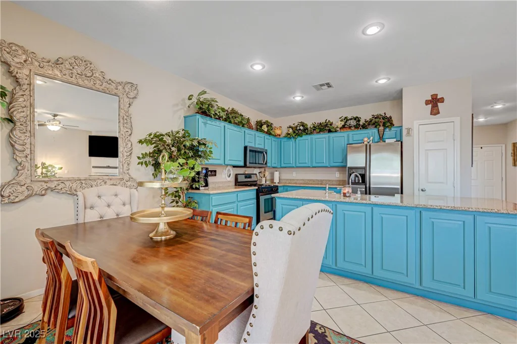 724 Smokey Mountain, Henderson, NV 89012
