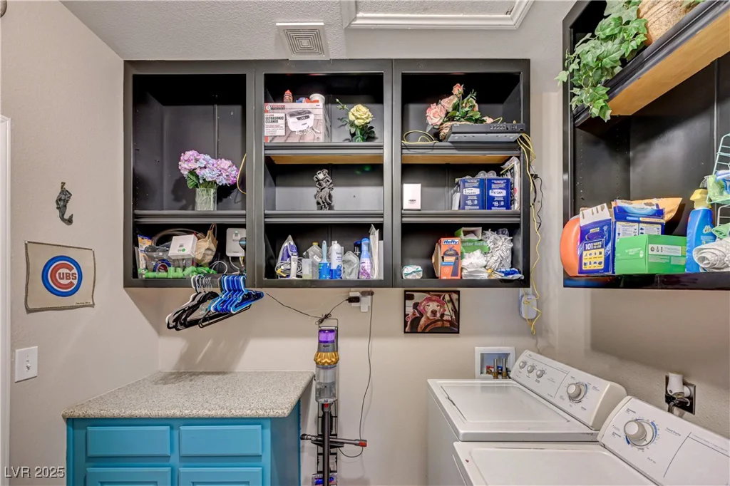 724 Smokey Mountain, Henderson, NV 89012