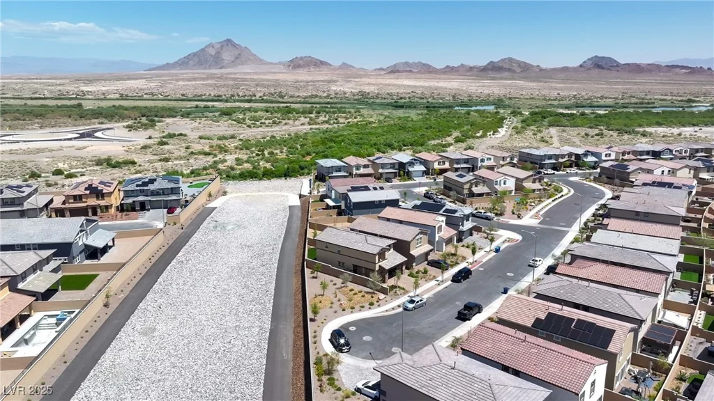 440 Blue Lark, Henderson, NV 89011
