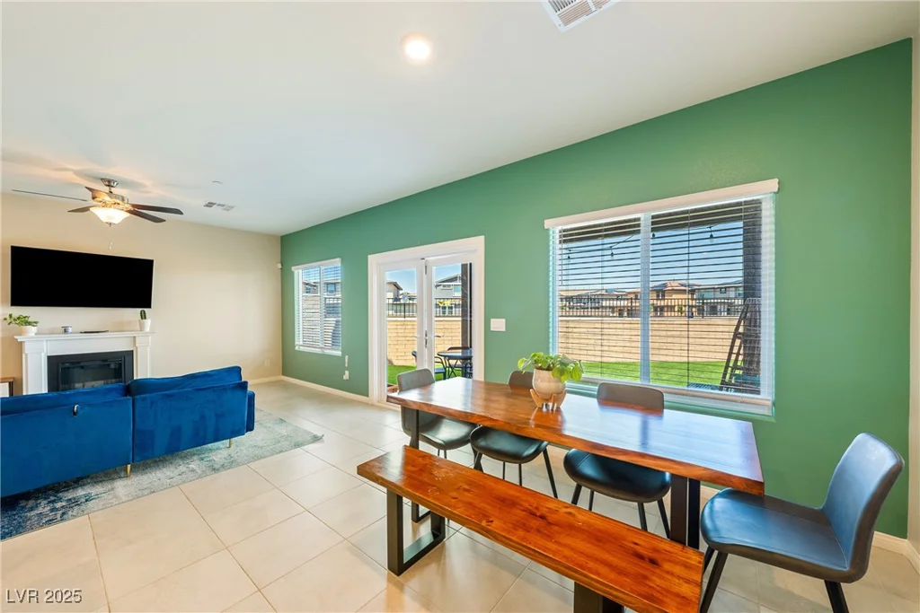 440 Blue Lark, Henderson, NV 89011
