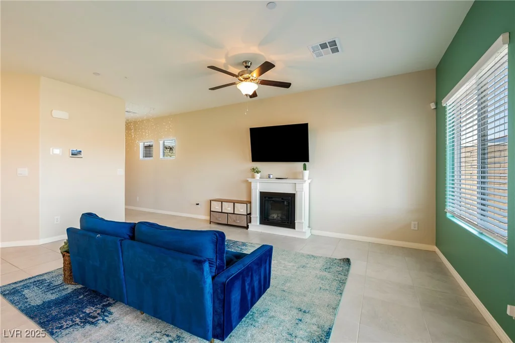 440 Blue Lark, Henderson, NV 89011