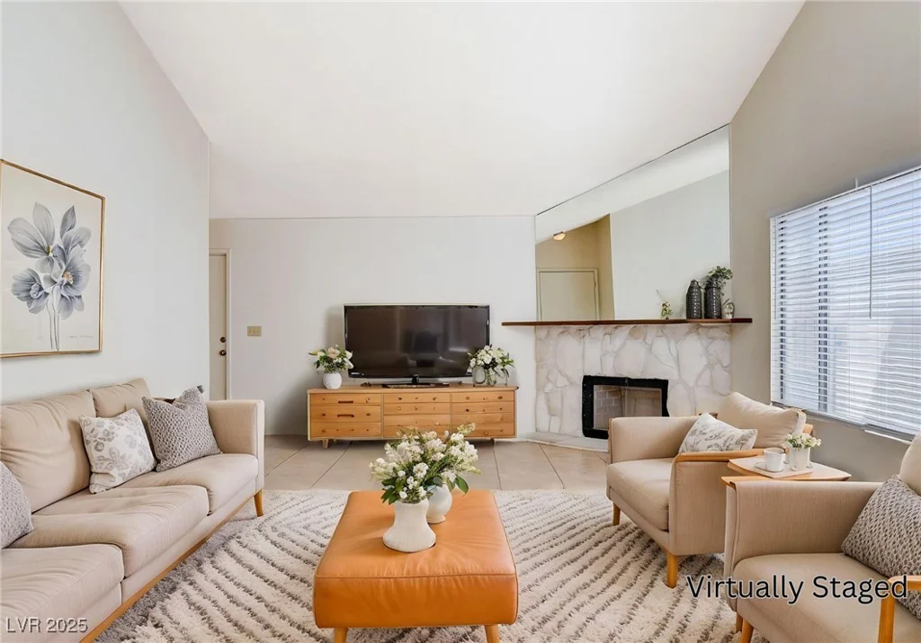 8233 Willeta, Las Vegas, NV 89145