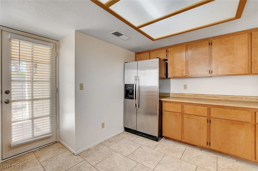 8233 Willeta, Las Vegas, NV 89145