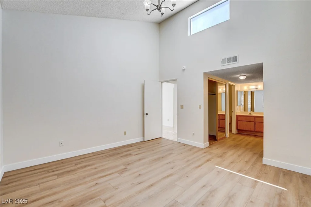 8233 Willeta, Las Vegas, NV 89145