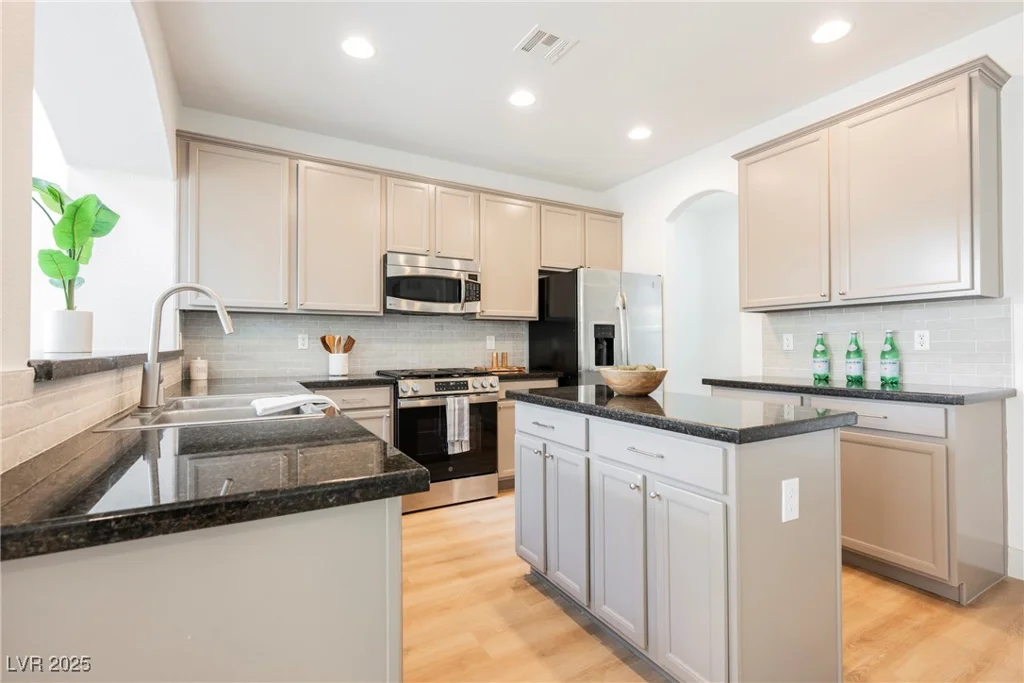 7316 Childers, Las Vegas, NV 89178