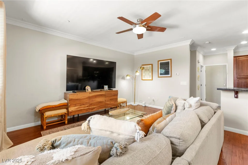 11402 Newton Commons, Las Vegas, NV 89135
