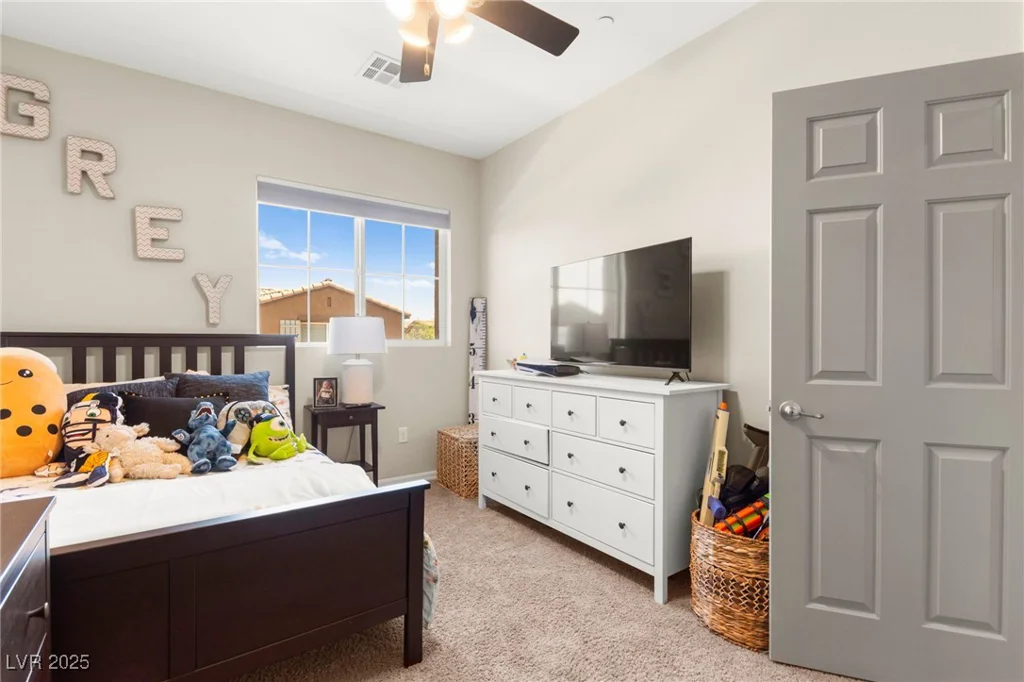 11402 Newton Commons, Las Vegas, NV 89135