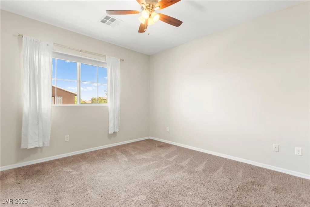 11402 Newton Commons, Las Vegas, NV 89135