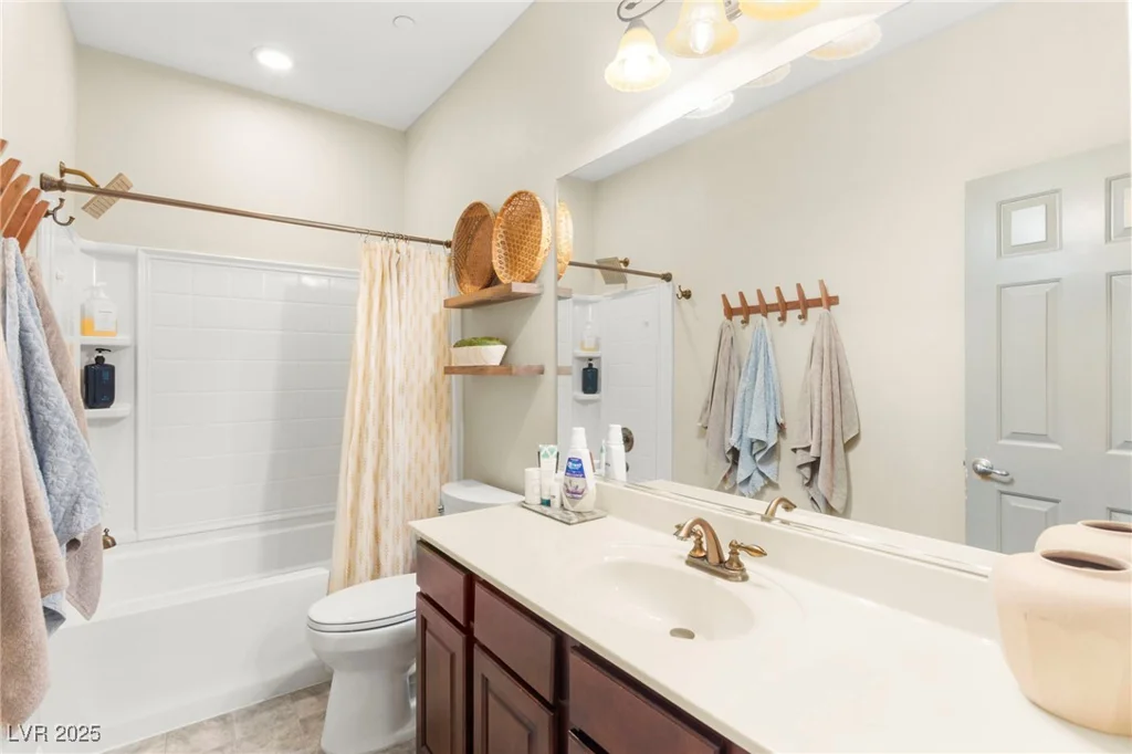 11402 Newton Commons, Las Vegas, NV 89135