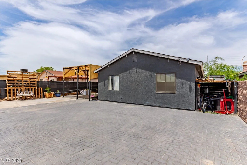 3417 Lillis, North Las Vegas, NV 89030