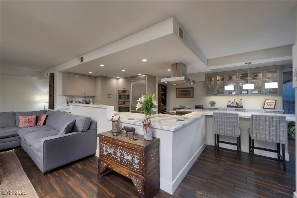 3111 Bel Air, Las Vegas, NV 89109