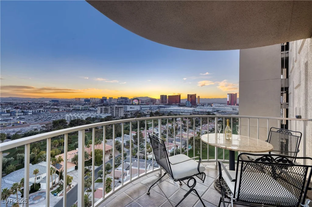 3111 Bel Air, Las Vegas, NV 89109