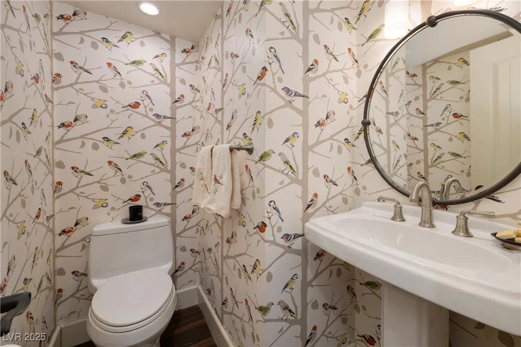 3111 Bel Air, Las Vegas, NV 89109
