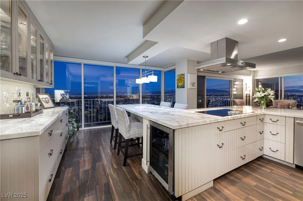 3111 Bel Air, Las Vegas, NV 89109