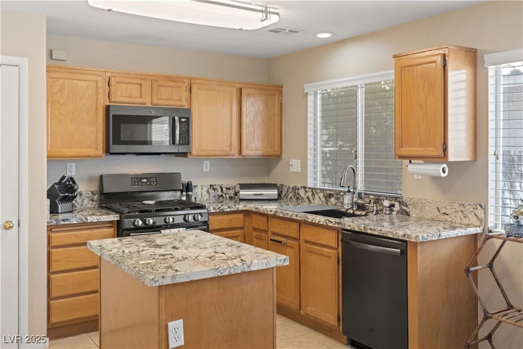 1906 Desert Sage, North Las Vegas, NV 89031