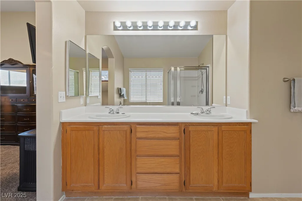 1906 Desert Sage, North Las Vegas, NV 89031