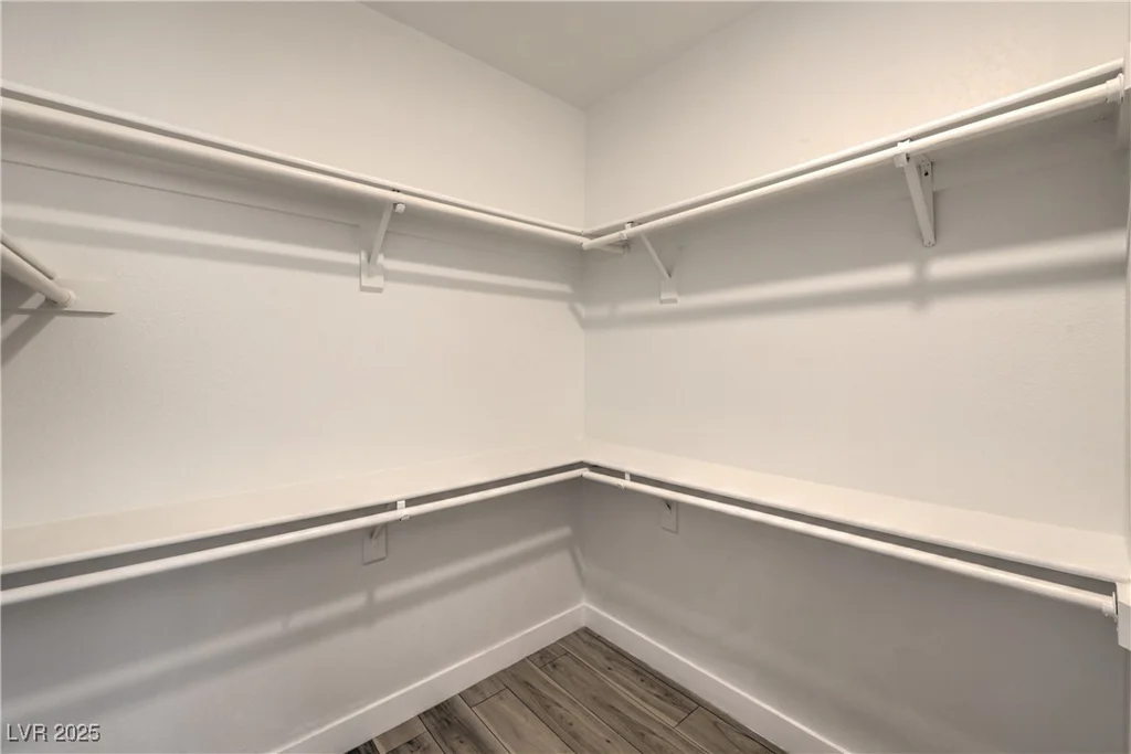 2117 Desert Peak, Las Vegas, NV 89134