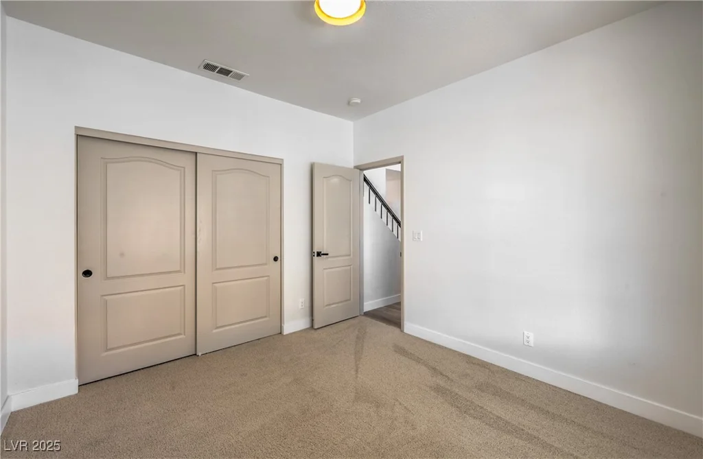 2117 Desert Peak, Las Vegas, NV 89134