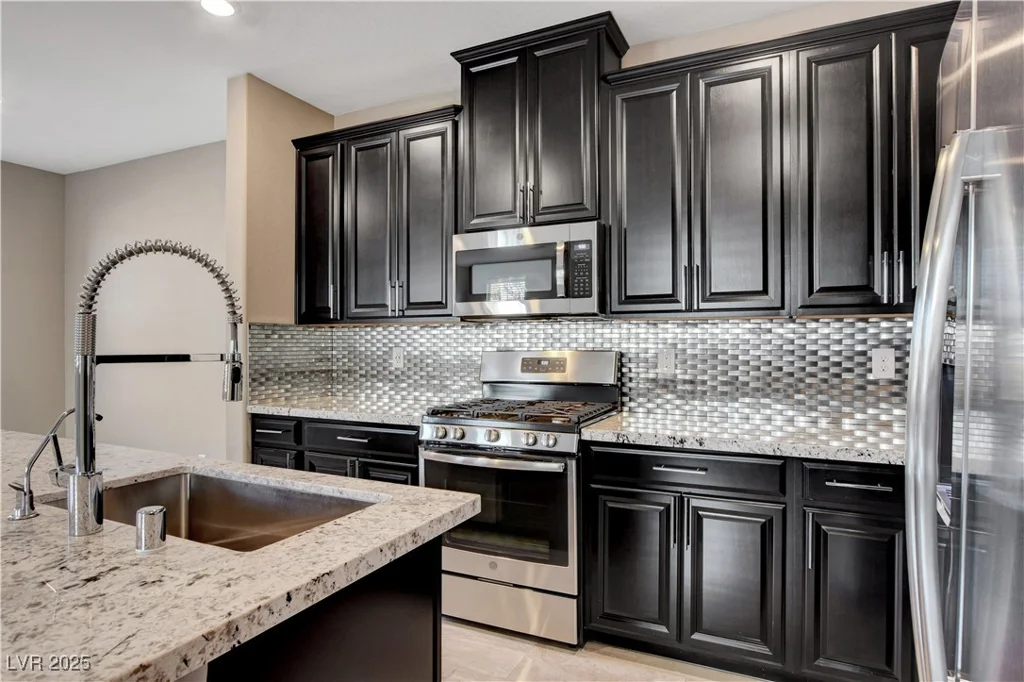 4 Lomita Heights, Las Vegas, NV 89138