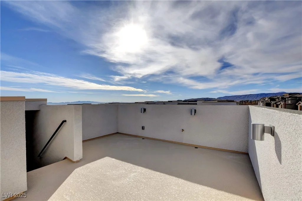 4 Lomita Heights, Las Vegas, NV 89138