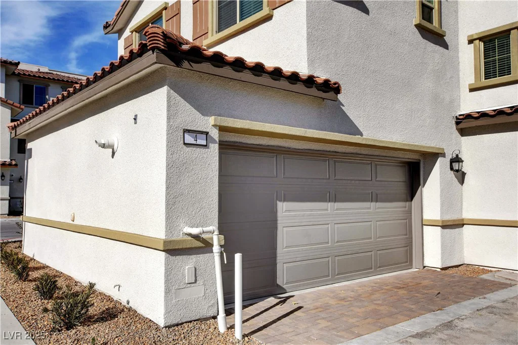 4 Lomita Heights, Las Vegas, NV 89138