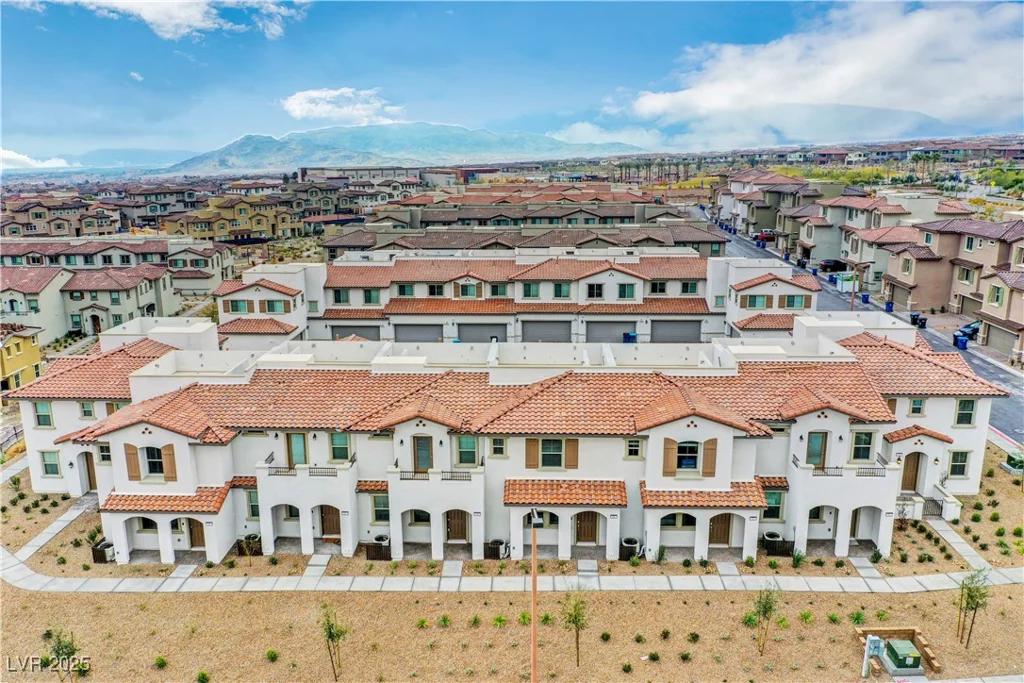 4 Lomita Heights, Las Vegas, NV 89138