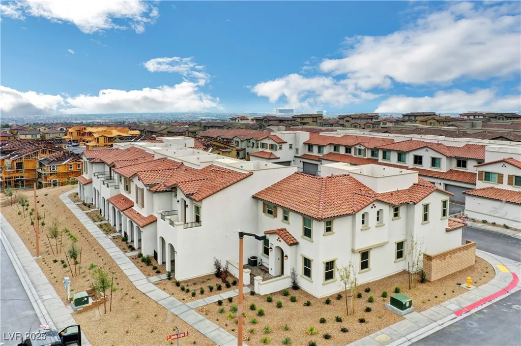 4 Lomita Heights, Las Vegas, NV 89138