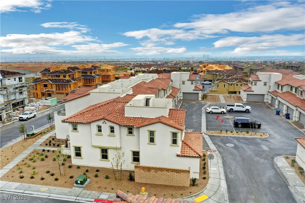 4 Lomita Heights, Las Vegas, NV 89138