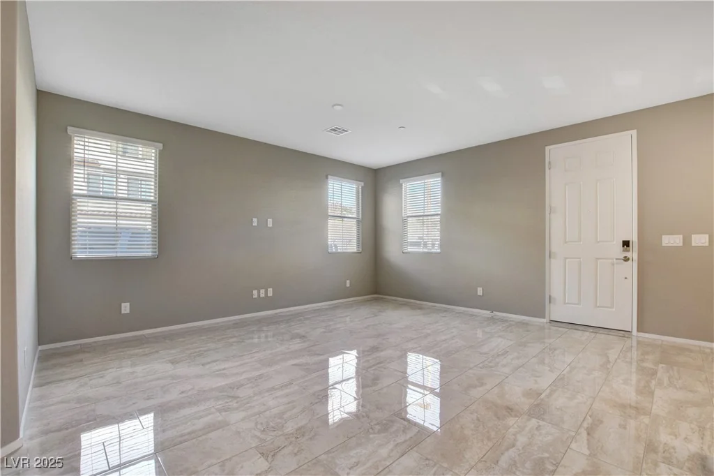 4 Lomita Heights, Las Vegas, NV 89138