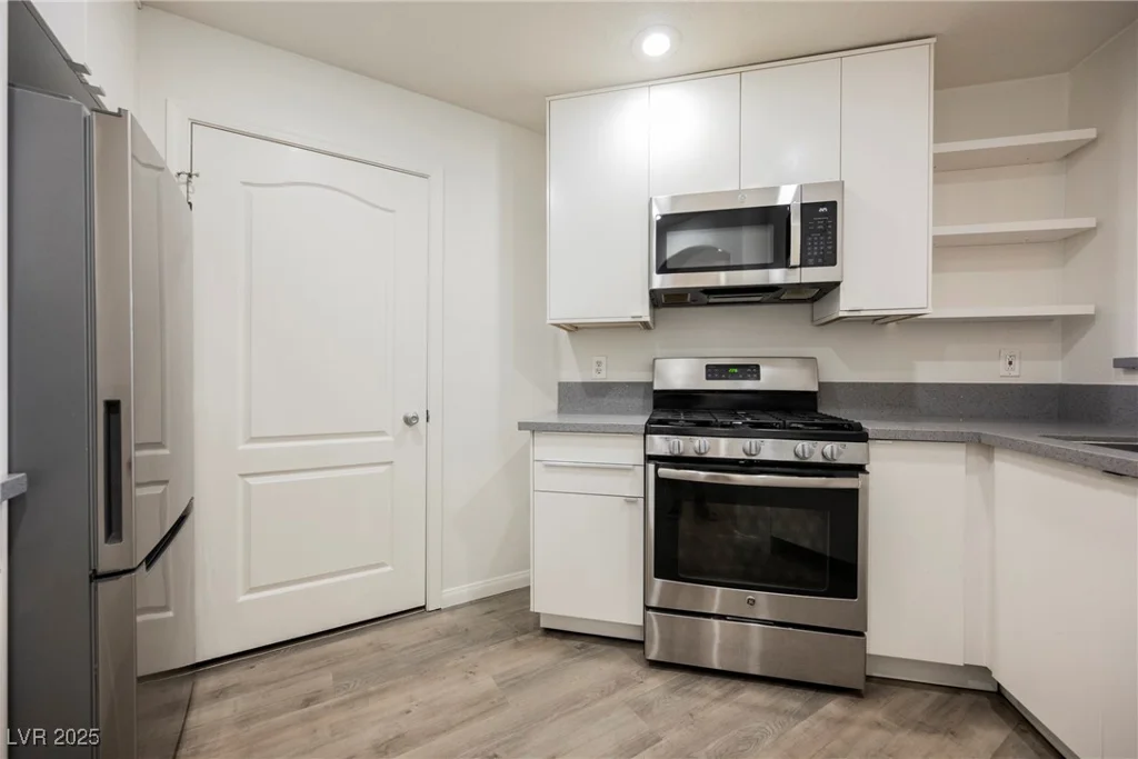 7400 Flamingo, Las Vegas, NV 89147