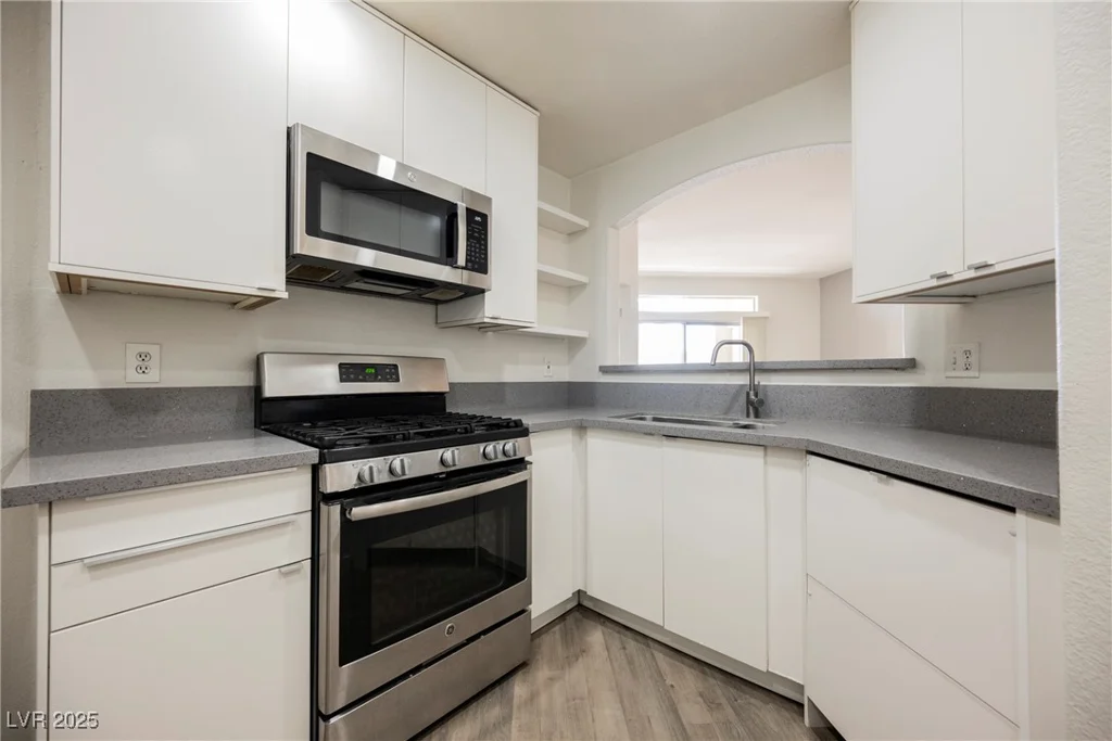 7400 Flamingo, Las Vegas, NV 89147
