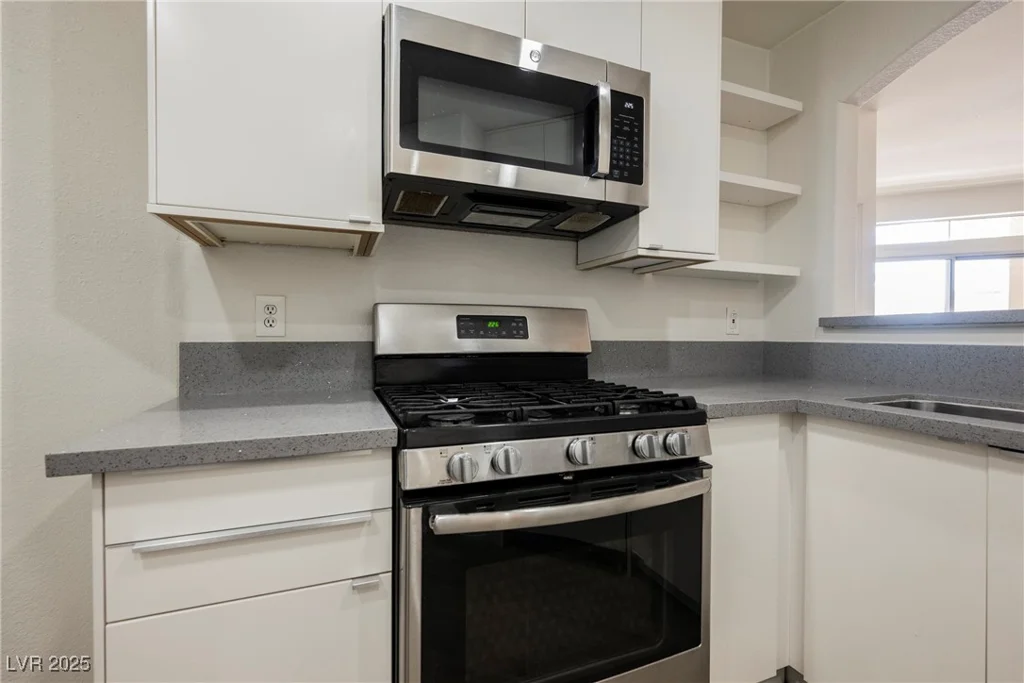 7400 Flamingo, Las Vegas, NV 89147