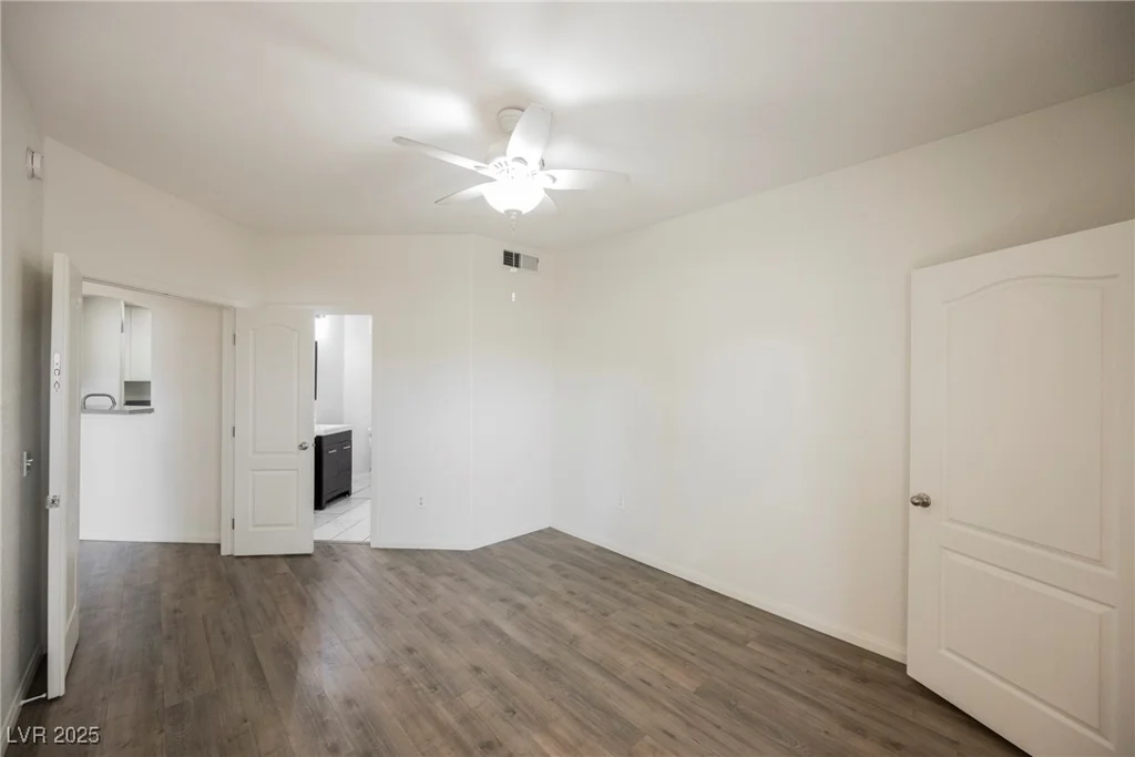 7400 Flamingo, Las Vegas, NV 89147