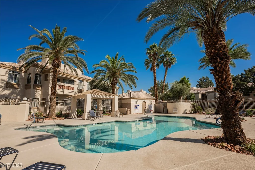 7400 Flamingo, Las Vegas, NV 89147