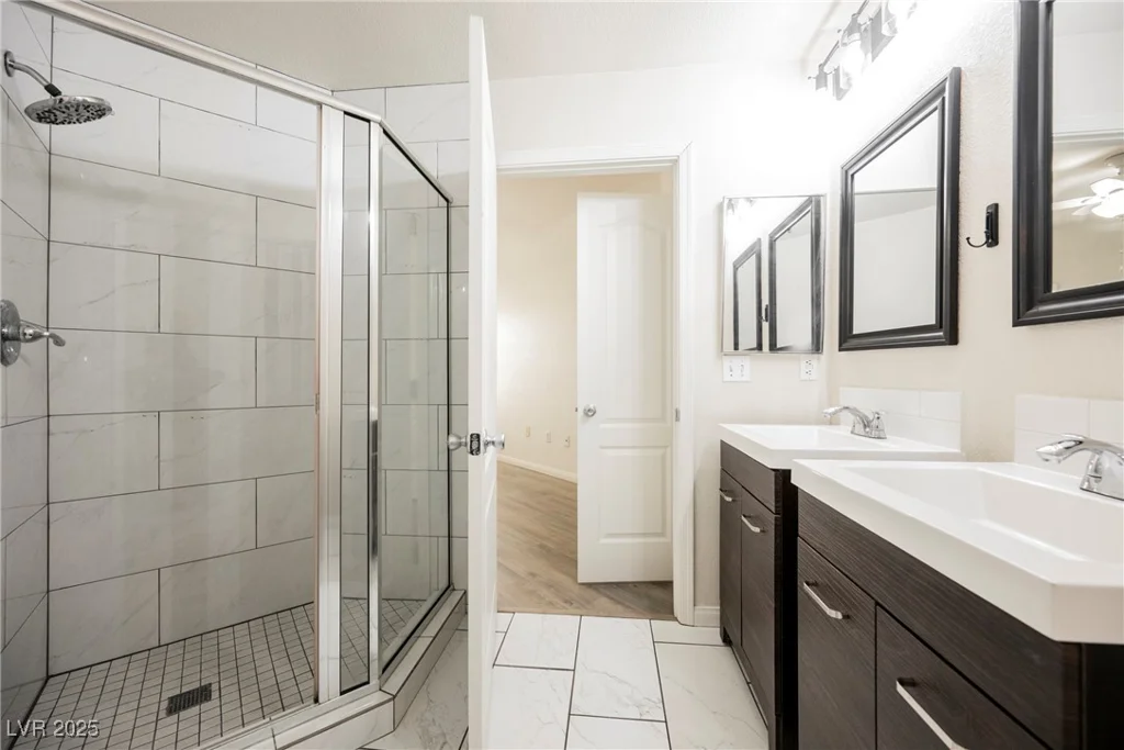 7400 Flamingo, Las Vegas, NV 89147
