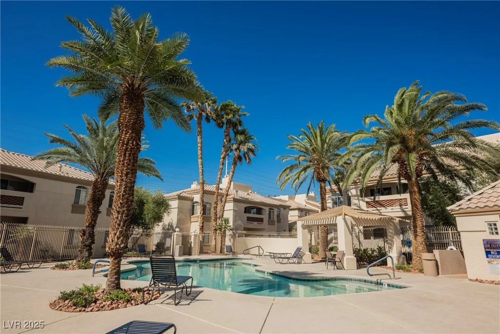 7400 Flamingo, Las Vegas, NV 89147