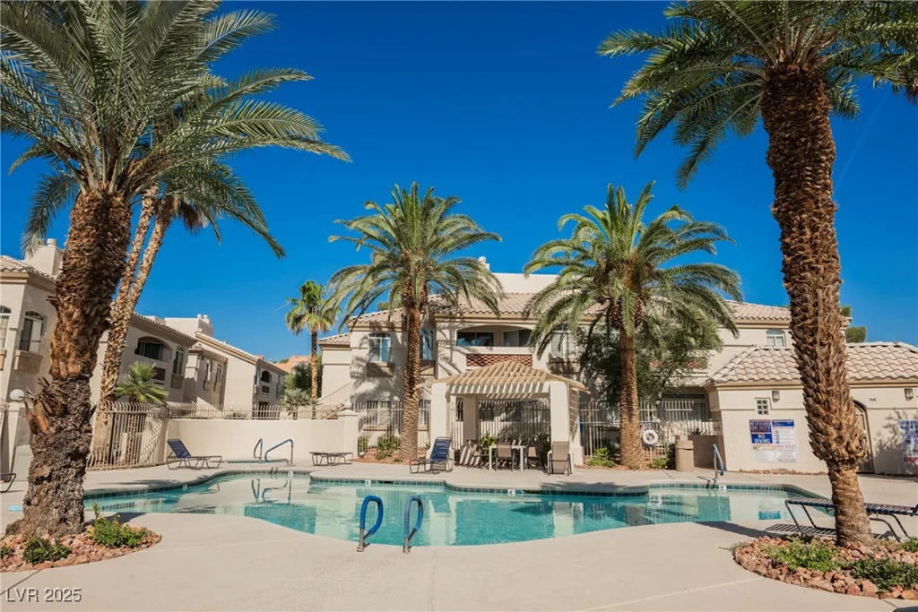 7400 Flamingo, Las Vegas, NV 89147
