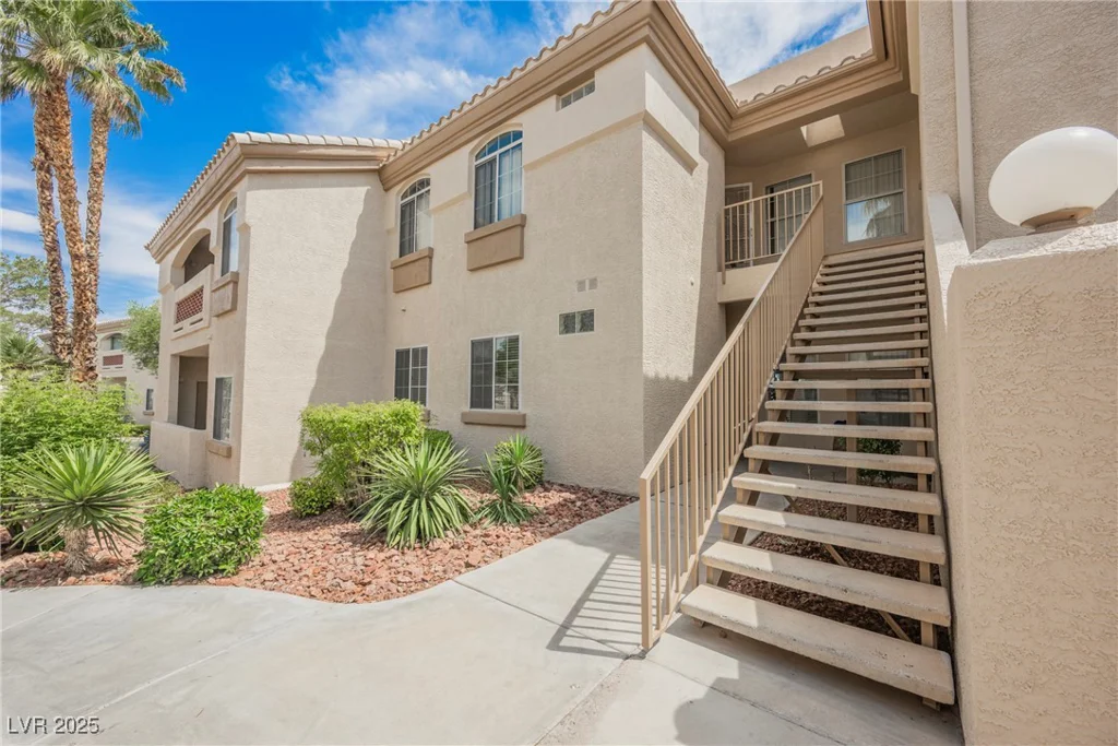 7400 Flamingo, Las Vegas, NV 89147