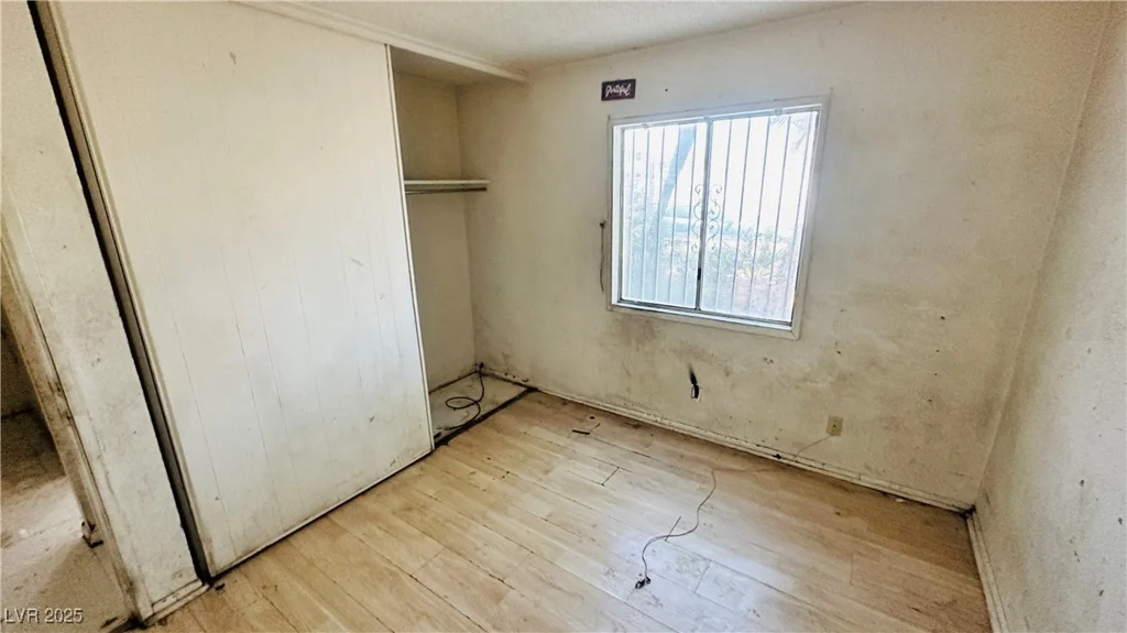 3974 Palos Verdes, Las Vegas, NV 89119