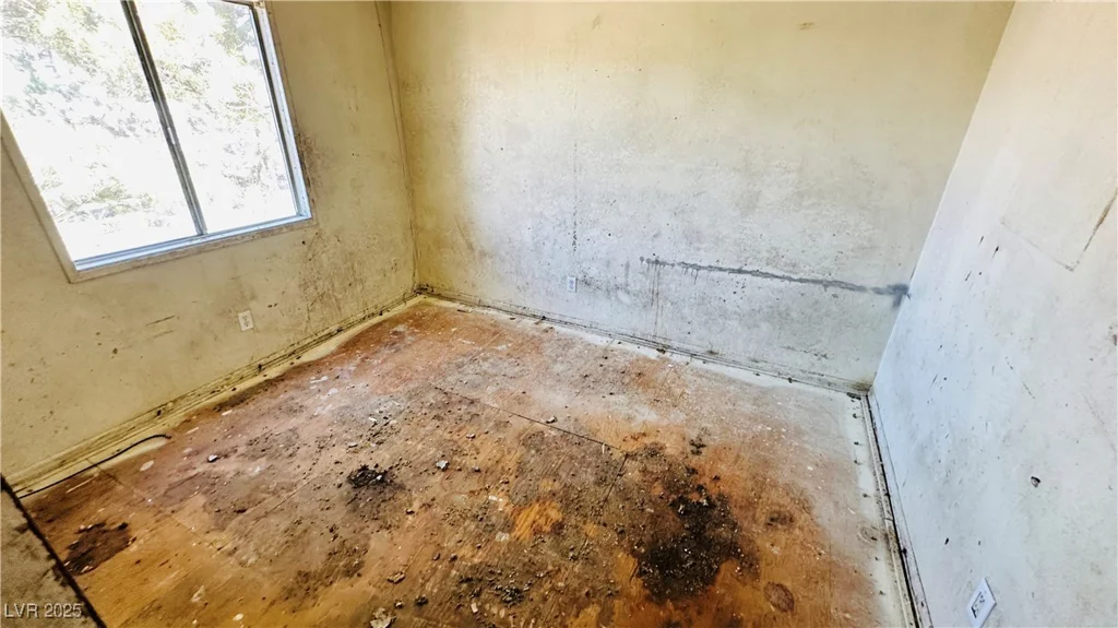 3974 Palos Verdes, Las Vegas, NV 89119